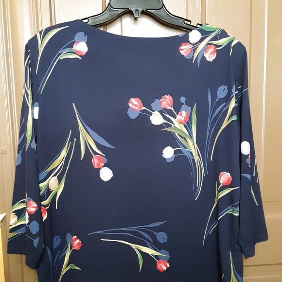 Graver Studio Women's Blouse Size M Flower Motif Blue Top - Picture 3 of 9